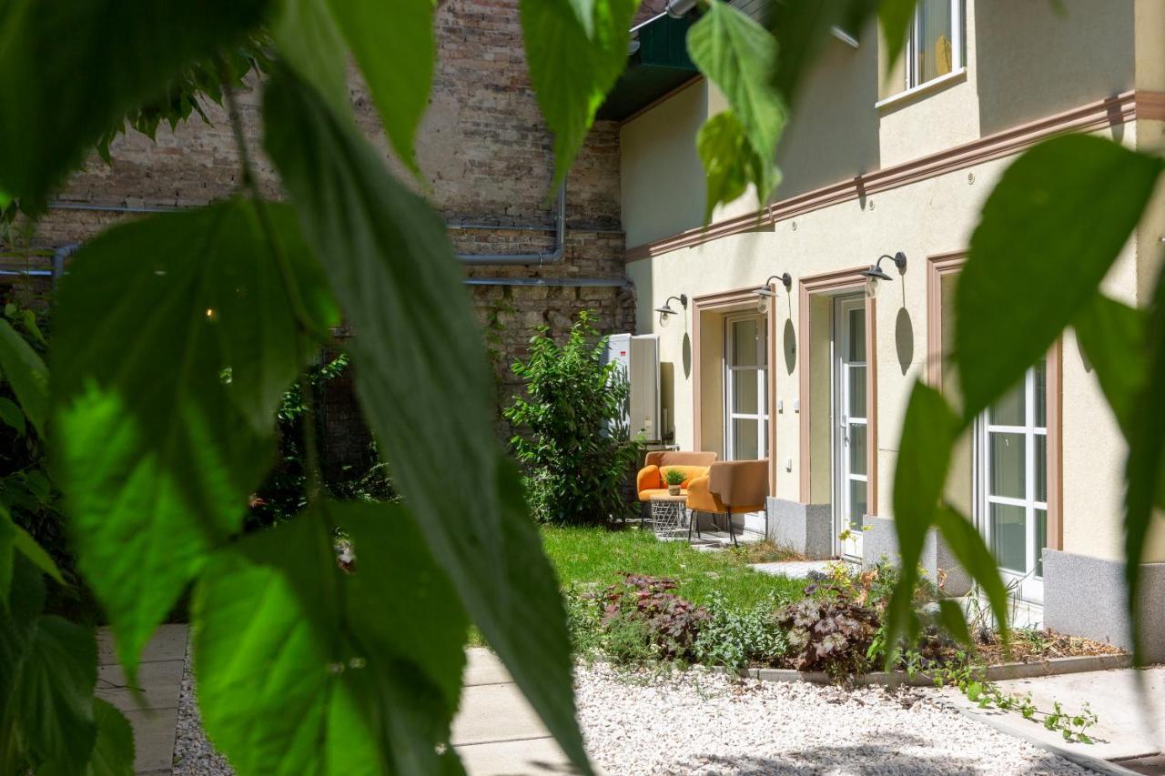 Unique Central 3 Floor Home With 4Bdrm, 3Bthrm Budapešť Exteriér fotografie