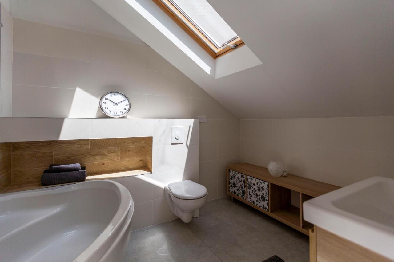 Unique Central 3 Floor Home With 4Bdrm, 3Bthrm Budapešť Exteriér fotografie