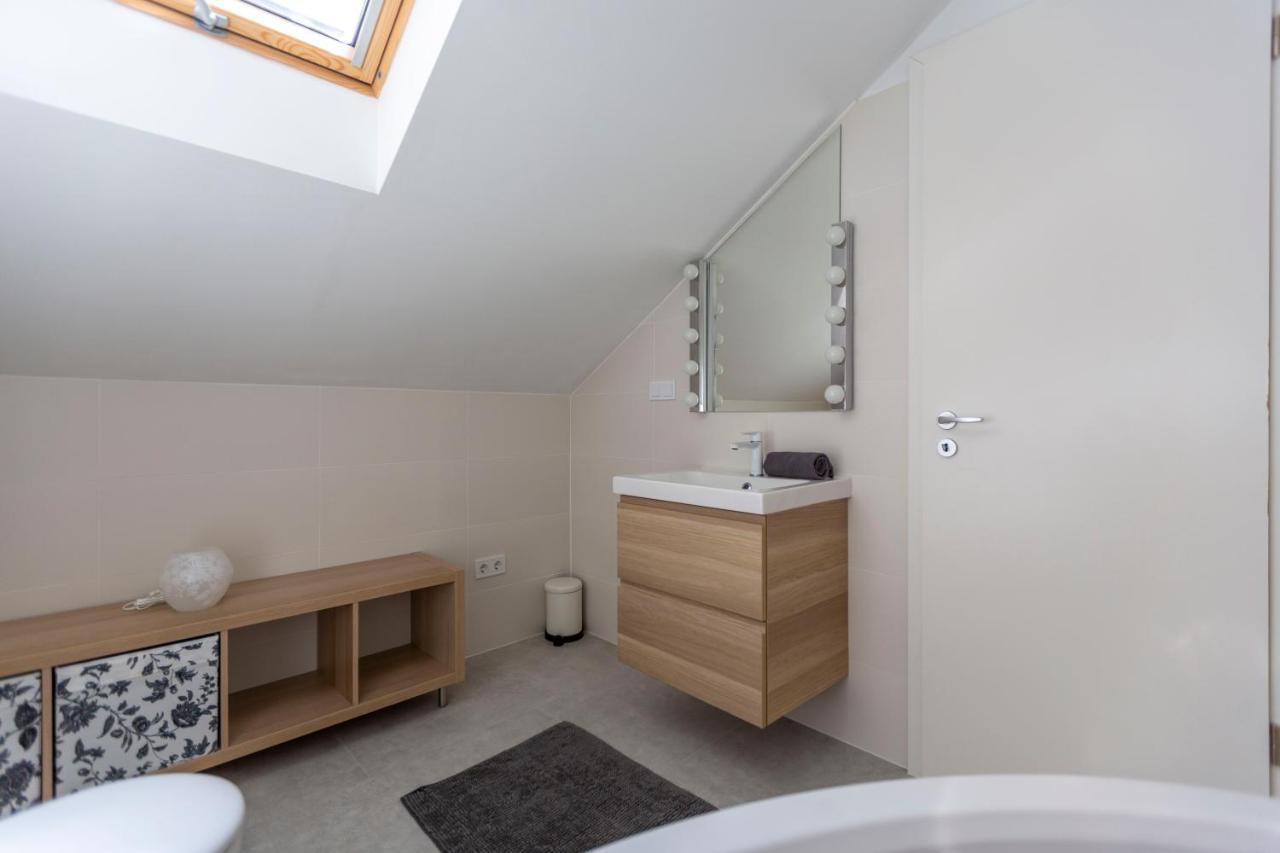 Unique Central 3 Floor Home With 4Bdrm, 3Bthrm Budapešť Exteriér fotografie